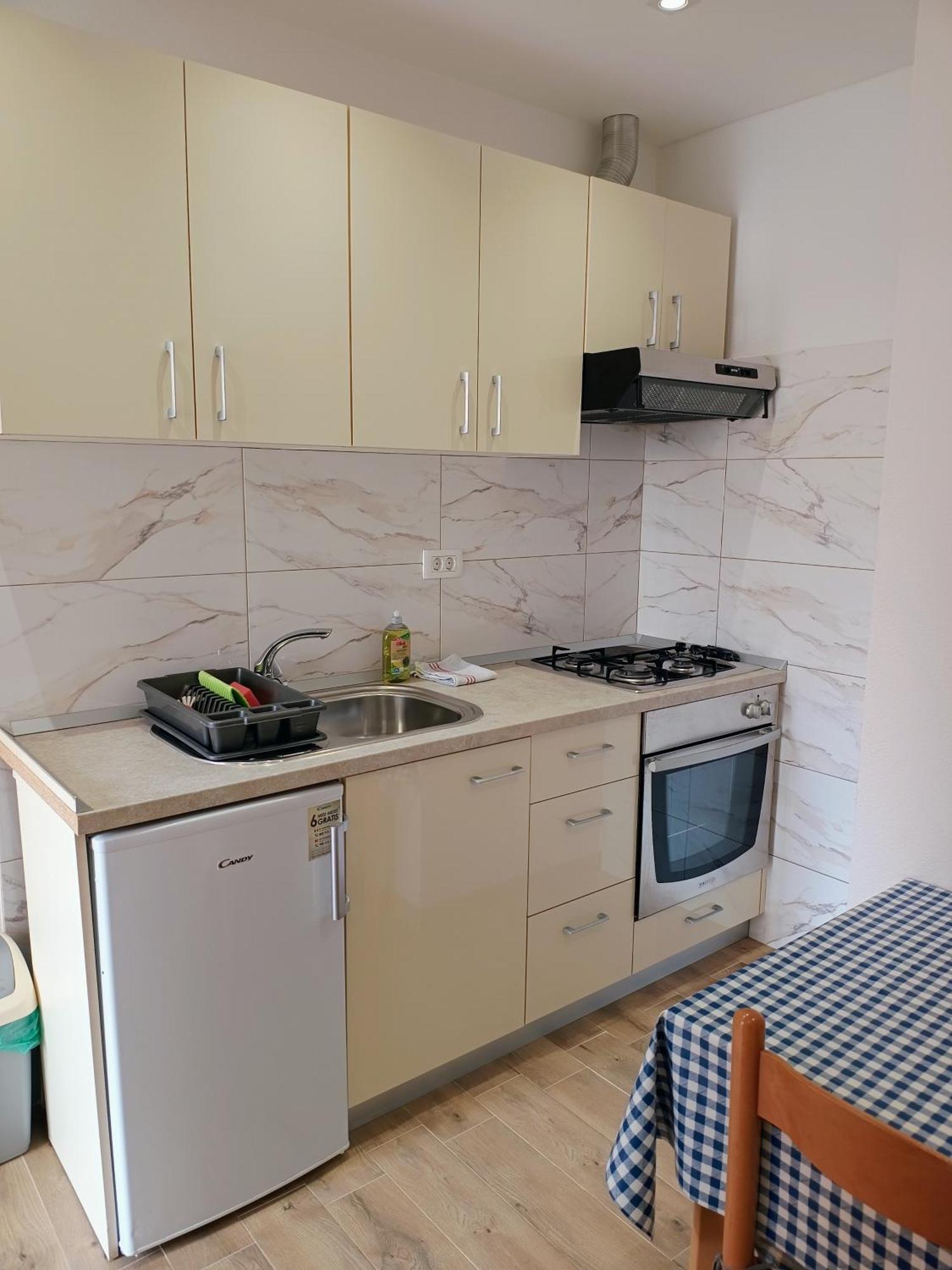 Apartments Anita Hure Хвар Екстериор снимка